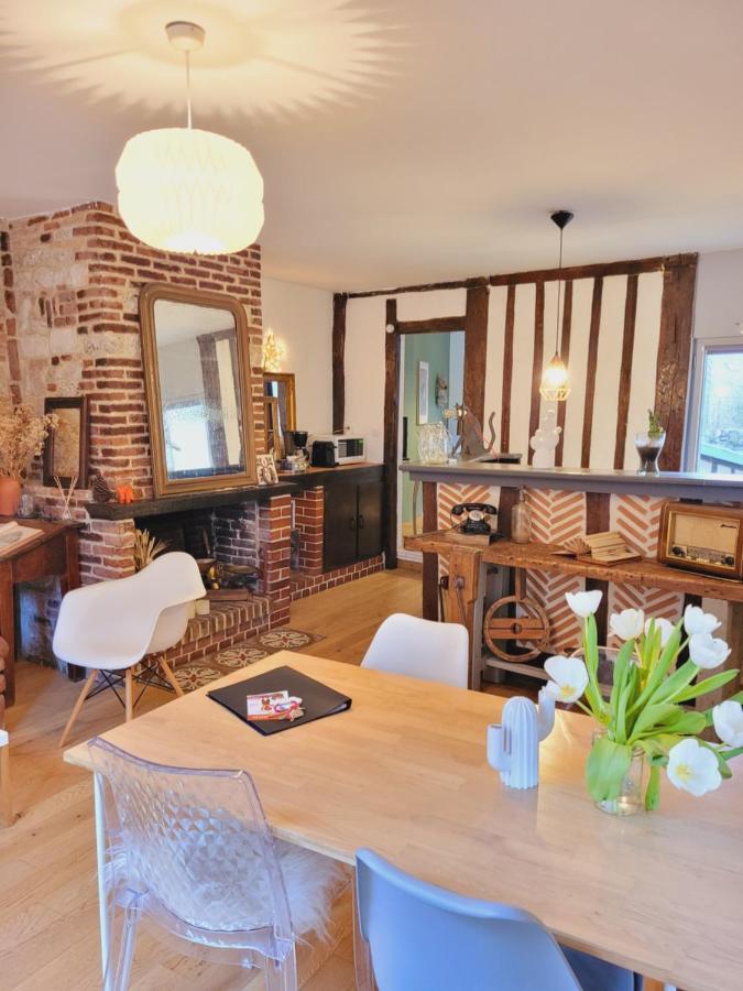 Appartement -la Batisse -parking Prive -coeur Historique - La Clef De